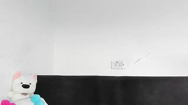 salome daniel online show from 06/17/26, 05:14