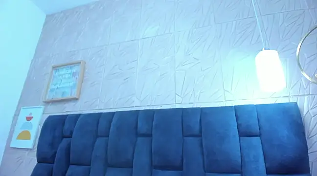 Melody Megann online show from 01/12/25, 04:42