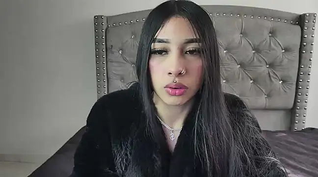 Nesuko kamado  online show from 03/04/25, 03:15