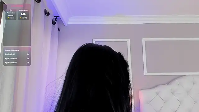 Snapshot of scarlet_hill chatting on 12/13/24, 04:27 scarlet hill online show from 12/13/24, 04:27