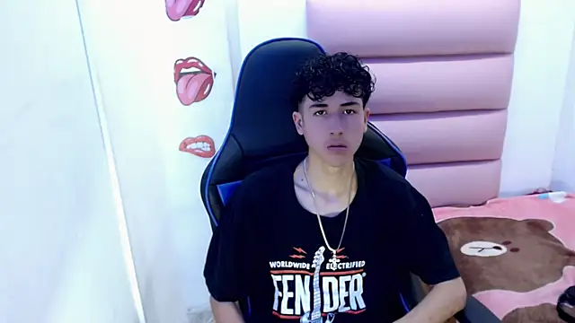 johnny cagee online show from 12/02/24, 04:20