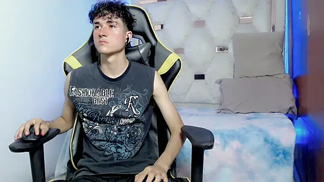 johnny cagee online show from 10/27/25, 05:11