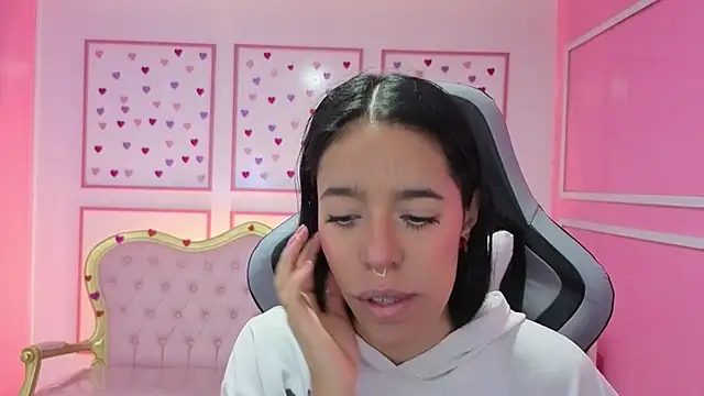 stephania t online show from 09/25/25, 11:36