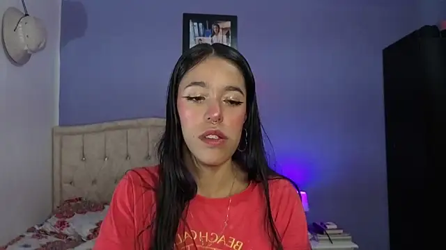 stephania t online show from 05/26/26, 04:03