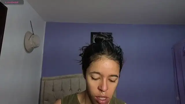 stephania t online show from 06/04/26, 03:07