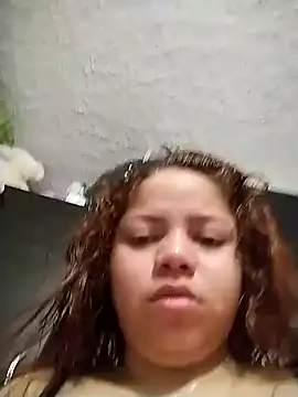 Snapshot of Elaa_euphoria chatting on 12/06/24, 04:38 Elaa euphoria online show from 12/06/24, 04:38