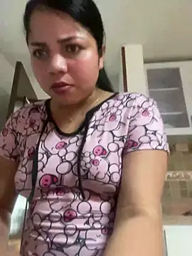 Snapshot of Elaa_euphoria chatting on 12/15/24, 01:02 Elaa euphoria online show from 12/15/24, 01:02