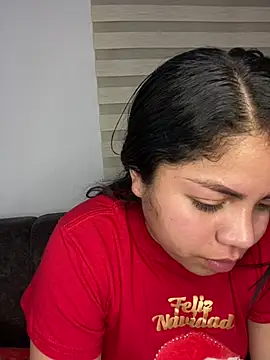 Snapshot of Elaa_euphoria chatting on 12/19/24, 12:45 Elaa euphoria online show from 12/19/24, 12:45