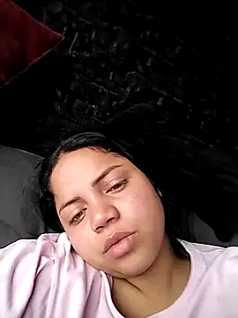 Snapshot of Elaa_euphoria chatting on 12/25/24, 07:02 Elaa euphoria online show from 12/25/24, 07:02