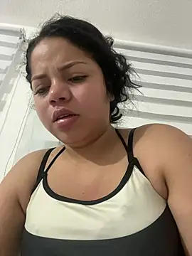 Snapshot of Elaa_euphoria chatting on 01/03/25, 12:52 Elaa euphoria online show from 01/03/25, 12:52