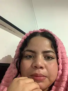 Snapshot of Elaa_euphoria chatting on 01/15/25, 08:09 Elaa euphoria online show from 01/15/25, 08:09