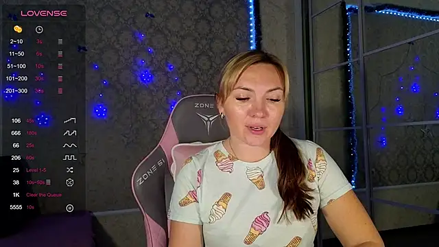 -DIVORA- online show from 12/18/24, 01:34
