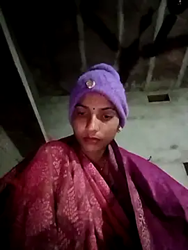 Diya  Baby online show from 12/21/24, 06:44