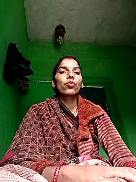 Diya  Baby online show from 12/23/24, 06:22
