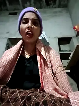 Diya  Baby online show from 12/25/24, 07:56