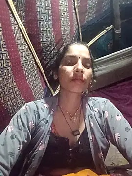 Diya  Baby online show from 12/28/24, 05:14