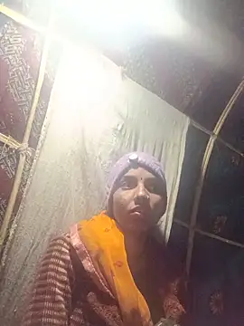 Diya  Baby online show from 01/08/25, 07:03