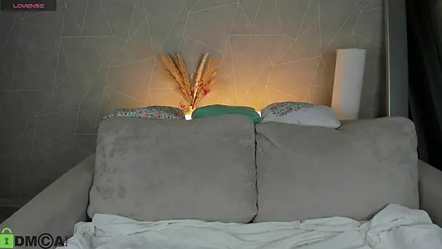 Snapshot of Michelle_Blond chatting on 03/21/26, 07:57 Michelle Blond online show from 03/21/26, 07:57