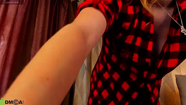 Michelle Blond online show from 06/08/26, 01:28
