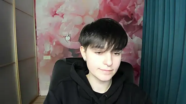 EmiliaYours online show from 12/14/24, 03:58