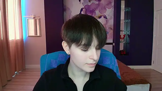 EmiliaYours online show from 01/20/25, 01:00