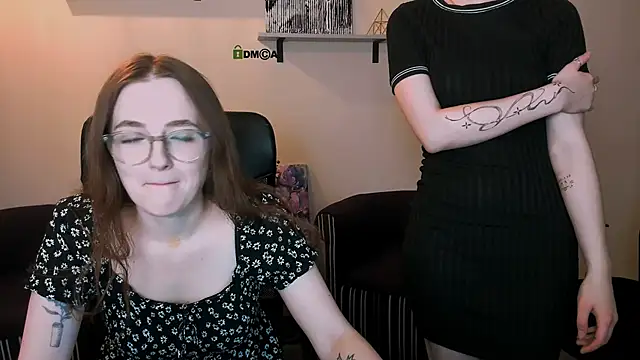 Snapshot of luna_berryy chatting on 12/06/24, 11:14 luna berryy online show from 12/06/24, 11:14