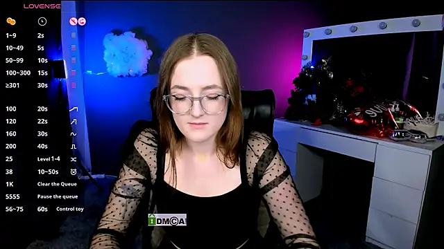 Snapshot of luna_berryy chatting on 02/17/25, 11:09 luna berryy online show from 02/17/25, 11:09