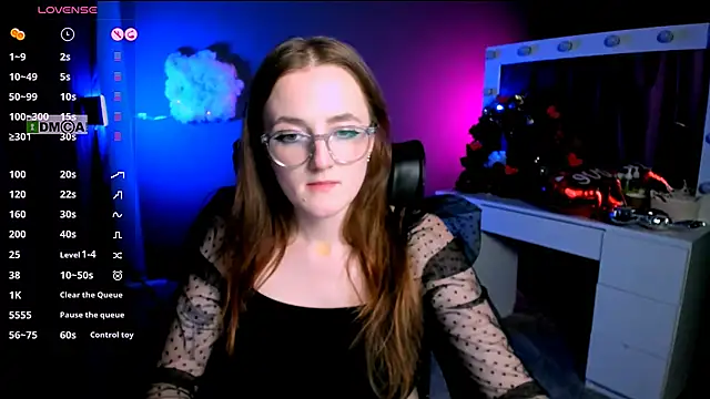 Snapshot of luna_berryy chatting on 02/18/25, 05:20 luna berryy online show from 02/18/25, 05:20