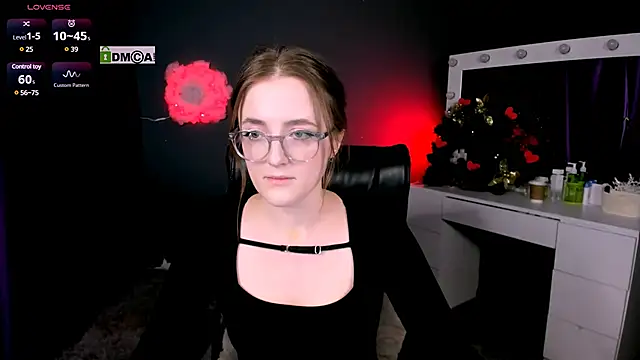 Snapshot of luna_berryy chatting on 02/20/25, 08:25 luna berryy online show from 02/20/25, 08:25