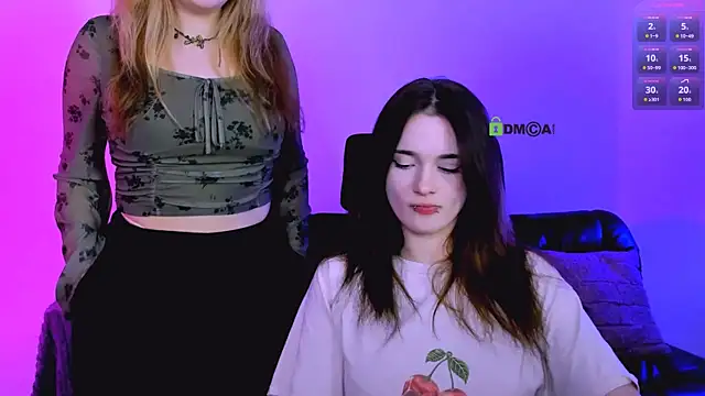 luna berryy online show from 06/11/26, 12:32