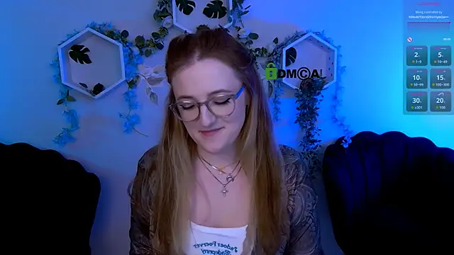 luna berryy online show from 06/11/26, 07:01