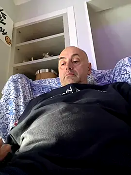 Snapshot of pantomax chatting on 10/10/25, 12:26 pantomax online show from 10/10/25, 12:26