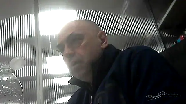 Snapshot of pantomax chatting on 03/06/26, 01:46 pantomax online show from 03/06/26, 01:46