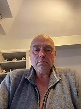 Snapshot of pantomax chatting on 03/16/26, 04:44 pantomax online show from 03/16/26, 04:44