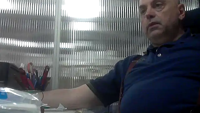 Snapshot of pantomax chatting on 04/19/26, 11:18 pantomax online show from 04/19/26, 11:18