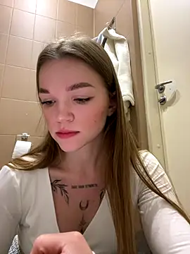 KitteCat online show from 09/29/25, 07:02