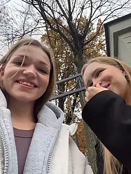 KitteCat online show from 10/25/25, 10:34