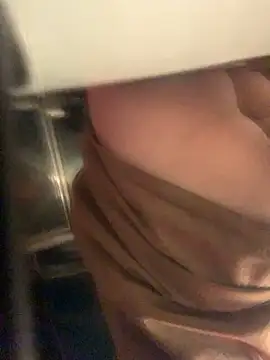 Snapshot of jaykkim89027 chatting on 12/19/25, 01:07 jaykkim89027 online show from 12/19/25, 01:07