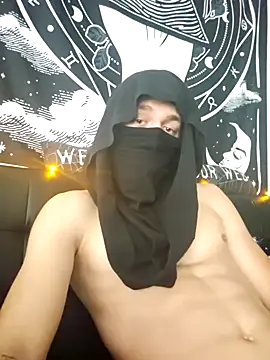 Snapshot of Gambit_69420 chatting on 11/19/25, 06:52 Gambit 69420 online show from 11/19/25, 06:52