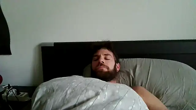 alpha-hunk online show from 10/25/25, 08:33