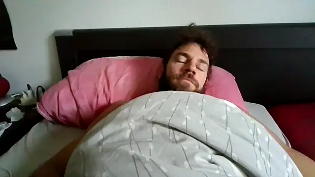 alpha-hunk online show from 10/30/25, 08:16