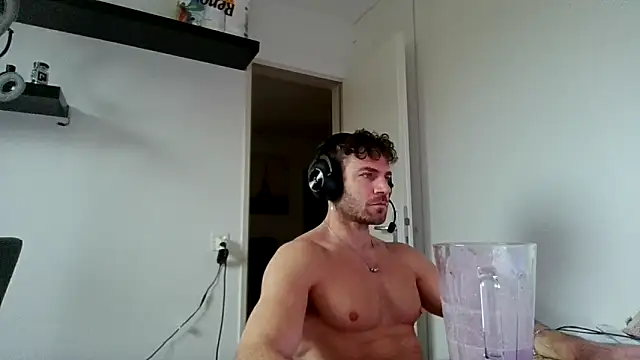 alpha-hunk online show from 12/15/25, 11:14