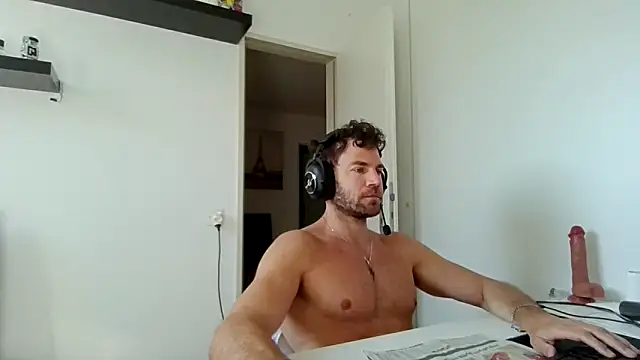 alpha-hunk online show from 04/18/26, 08:07
