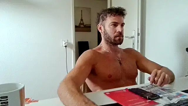 alpha-hunk online show from 06/10/26, 08:46