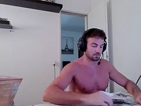 alpha-hunk online show from 07/07/26, 07:09
