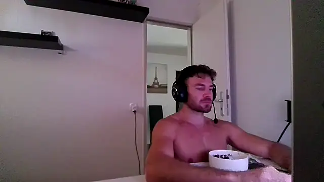 alpha-hunk online show from 07/08/26, 10:31