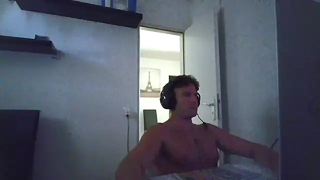 alpha-hunk online show from 07/28/26, 12:59
