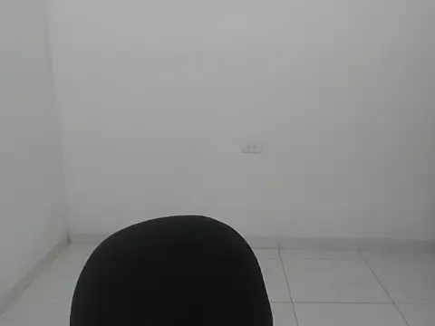 Snapshot of estefania224 chatting on 04/10/26, 12:27 estefania224 online show from 04/10/26, 12:27