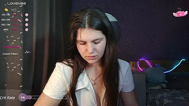 bellaelya online show from 02/03/25, 12:57