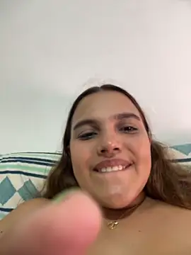 Snapshot of vivicolibri chatting on 10/28/25, 03:54 vivicolibri online show from 10/28/25, 03:54